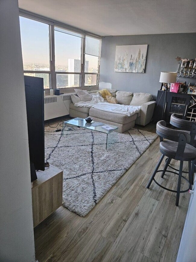 Foto del edificio - 3950 N Lake Shore Dr