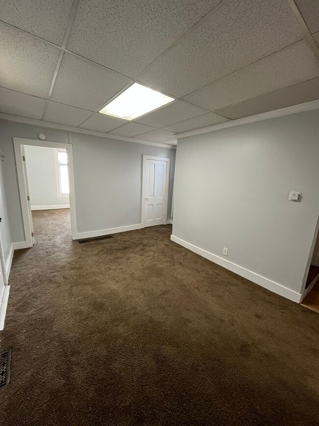 Building Photo - 3 Bedroom Single-Family Home in Lancaster