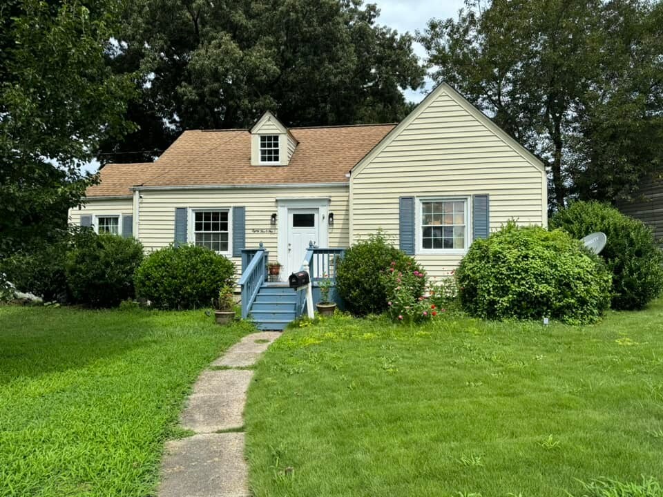 Foto principal - 8501 Chapin St