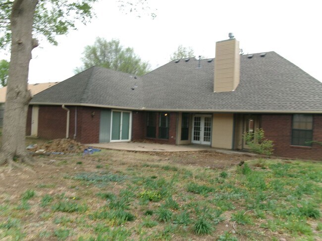 Foto del edificio - Pets Negotiable with Owner Approval!