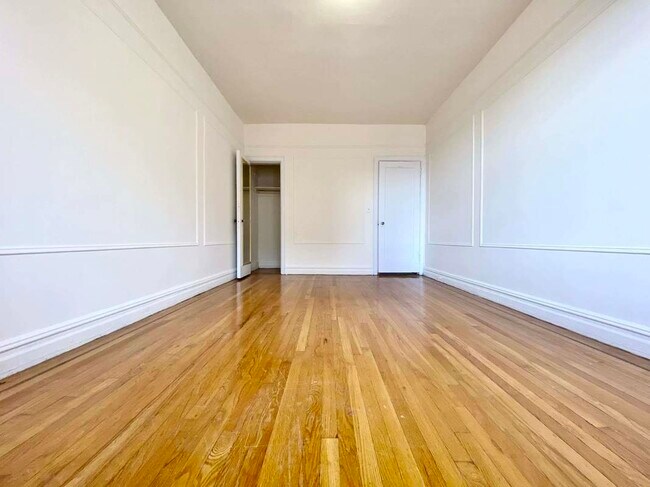 Foto del edificio - 4330 46th St