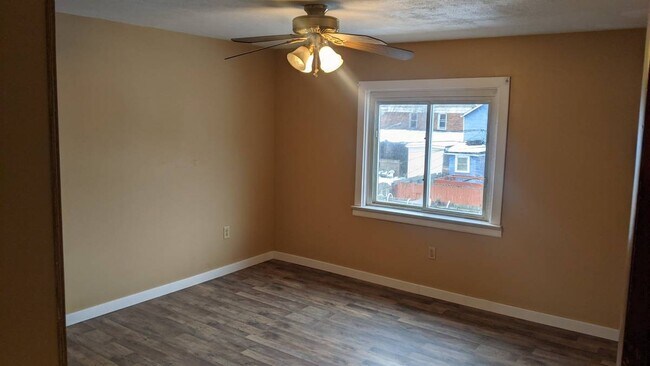 Foto del edificio - 64 Walnut St