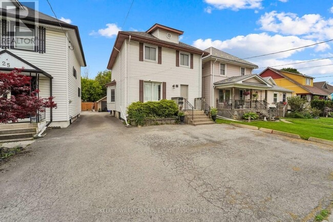 Building Photo - 27 Berryman Ave
