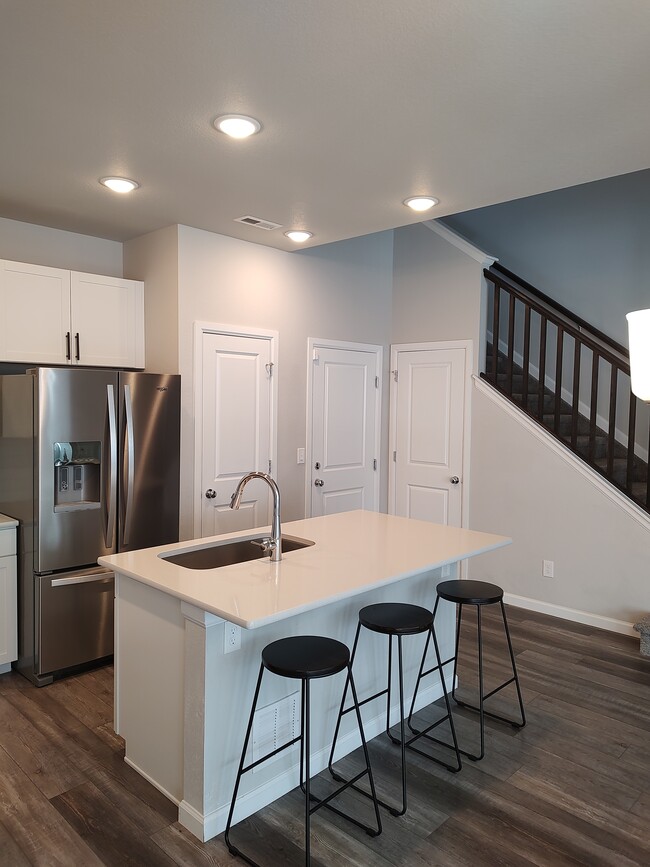 Foto del edificio - 16420 Hay Barn Heights