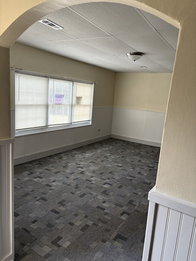 Building Photo - 67 Tucker Ln
