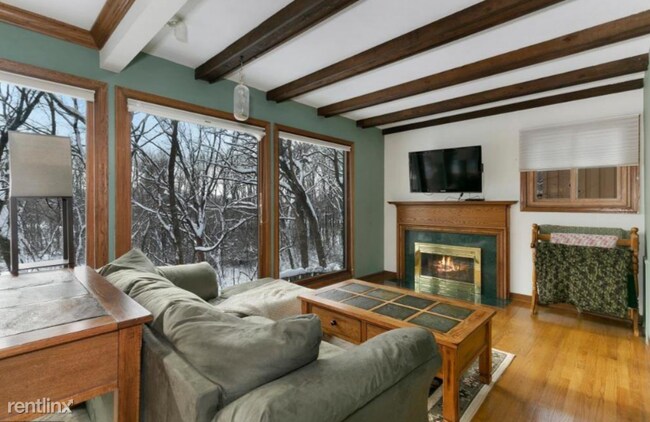 3 Br 3 Bath House 1400 97th Ave Nw House For Rent In Coon