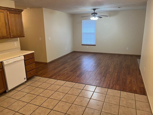 Building Photo - S0058-MF2-E1