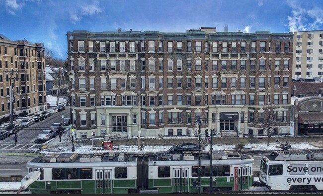 Foto del edificio - 1085 Commonwealth Ave