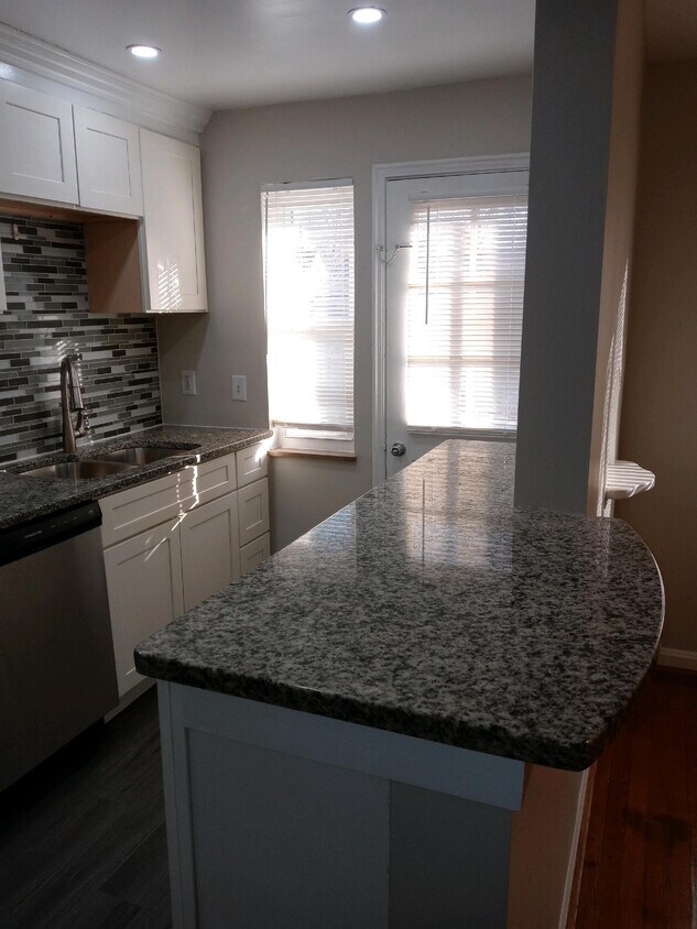 Foto principal - 6605 Chestnut St