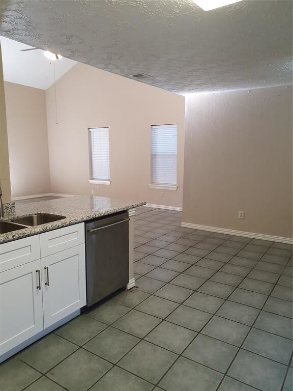 Building Photo - 23822 Tayloe House Ln