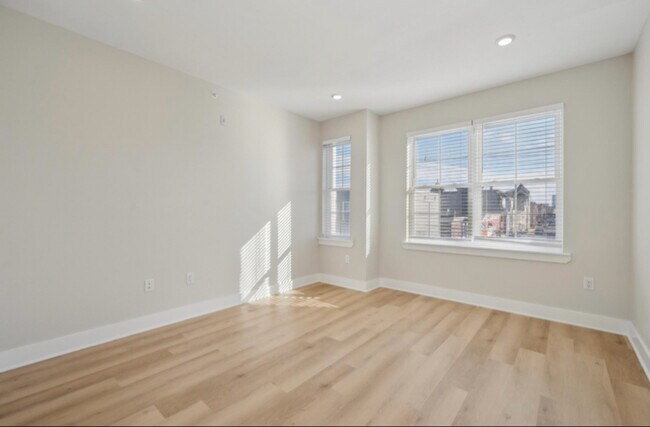 Building Photo - 1636 N 26th St