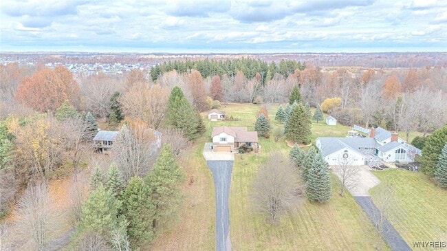 Building Photo - 6784 Bear Ridge Rd