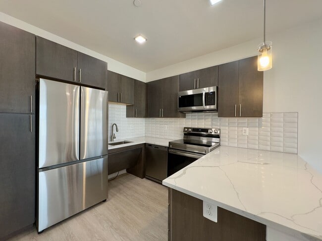 Foto del interior - The Brixton AHR LLC