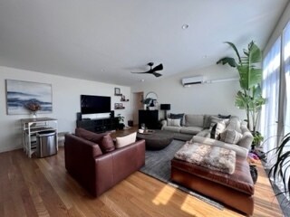 Foto del edificio - 3801 W Fullerton Ave