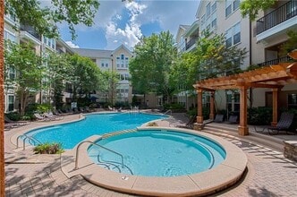 Building Photo - 1850 Cotillion Dr