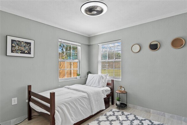 Foto del edificio - 830 CR 457