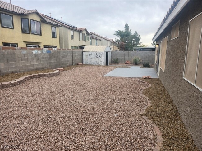 Foto del edificio - 216 Breezy Shore Ave