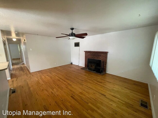 Building Photo - Three Bedroom, Two Bathroom Home in Susanv...