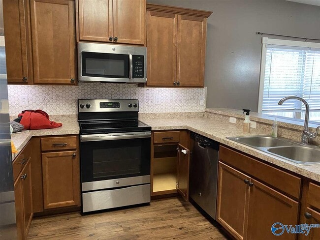 Building Photo - 30066 Abbeywood Ln