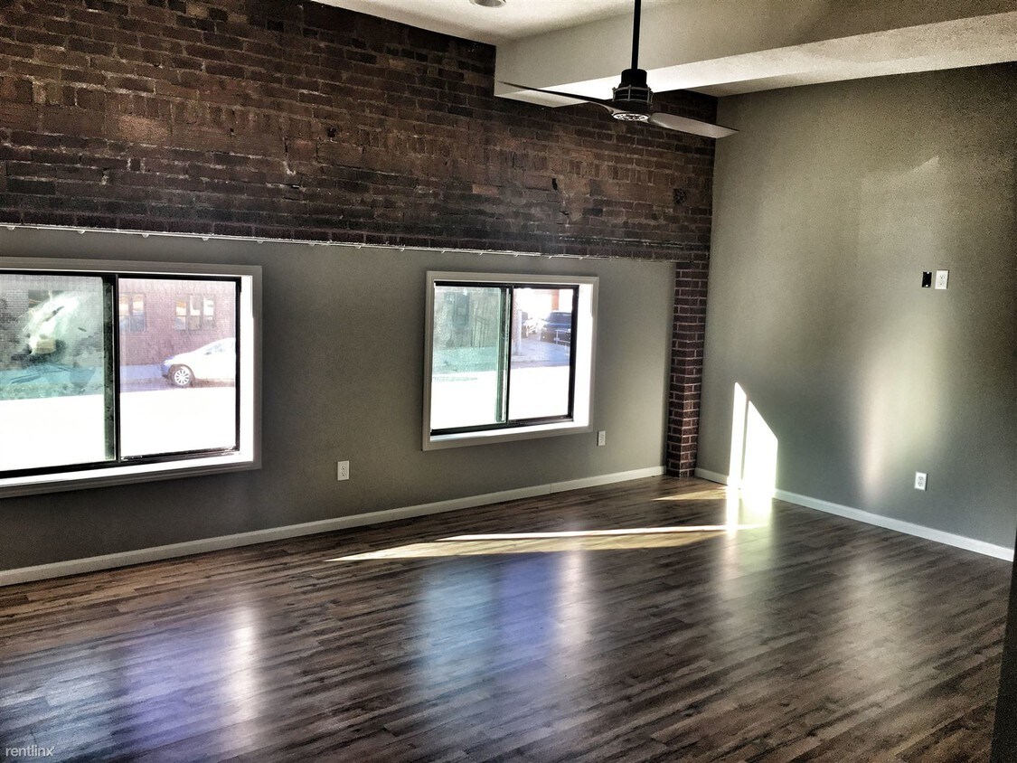 Foto principal - 313 Main St
