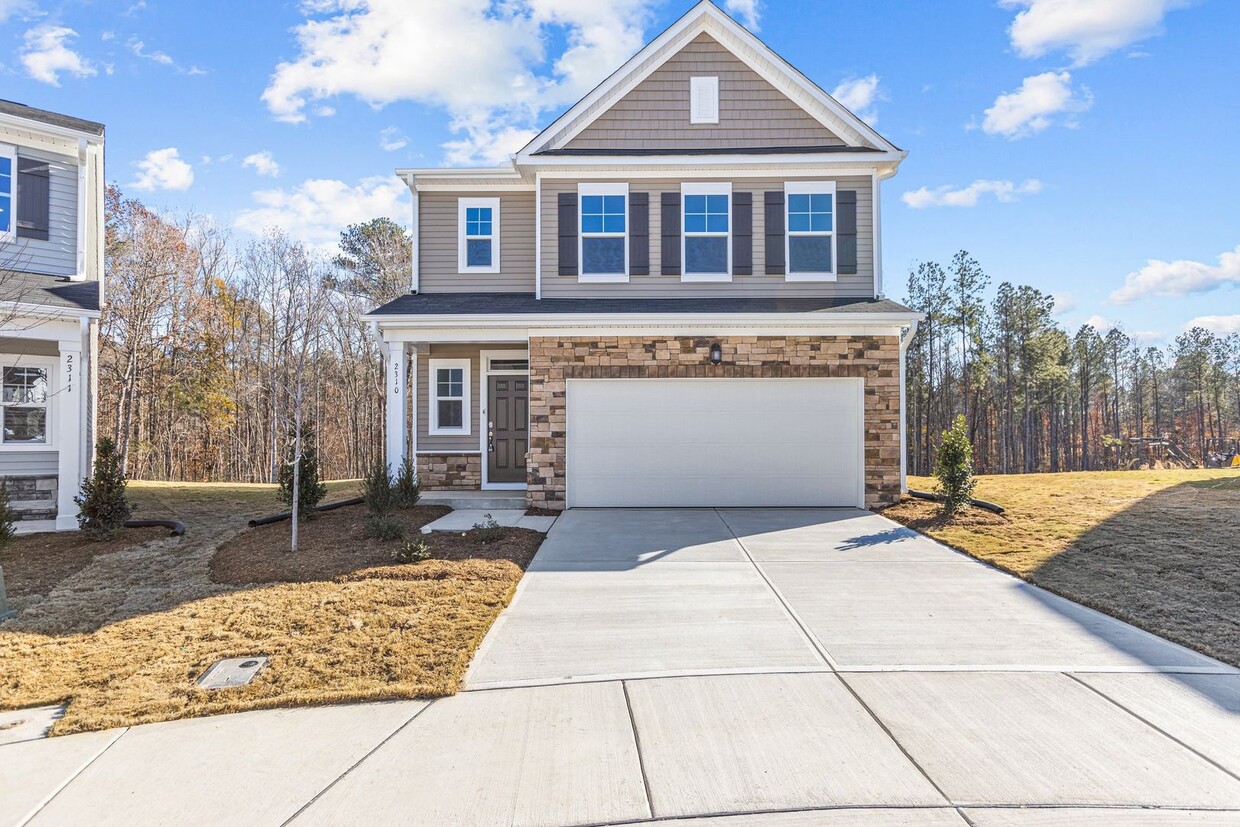 Foto principal - Gorgeous New Construction, 3 Bed, 2-Car Ga...