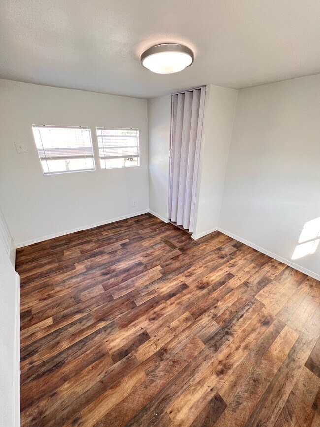 Foto del edificio - 4509 Vulcan Ave