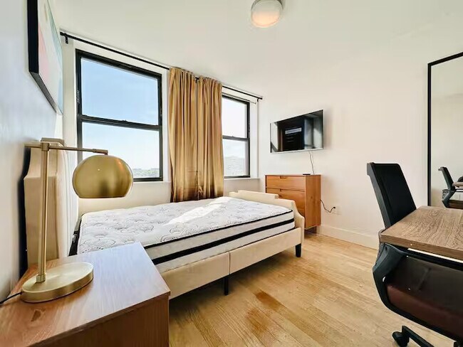 Foto del edificio - Furnished room/NOT APARTMENT
