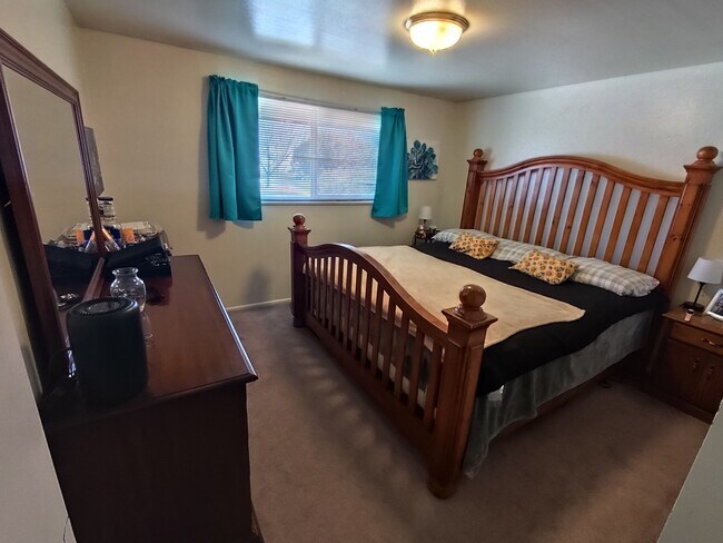 Foto del edificio - 1738 S 500 E