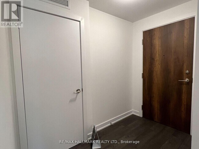 Photo du bâtiment - 251 Manitoba St