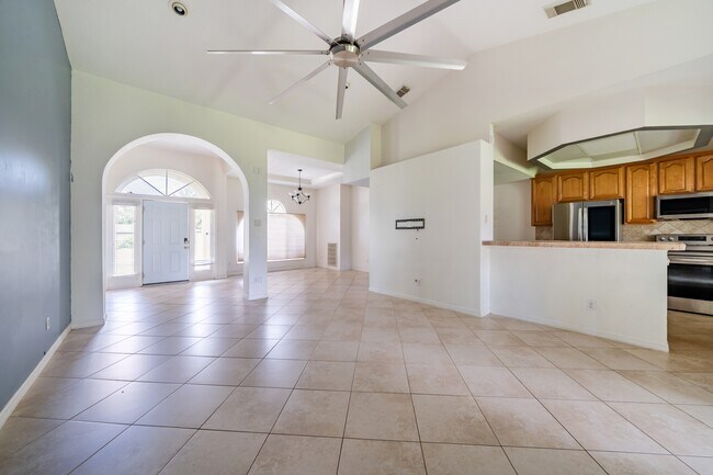 Foto del edificio - 7205 Hibiscus Rd