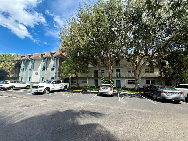 Building Photo - 1752 NW 3rd Terrace