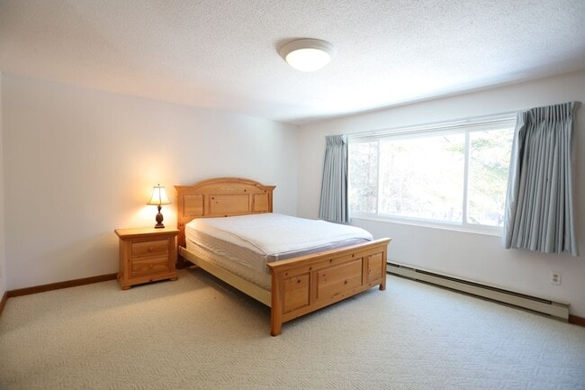 Foto del edificio - 52 Orris Rd