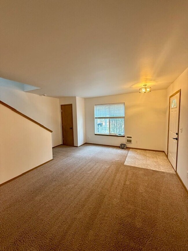 Foto del edificio - 1290 NW Knoxville Blvd