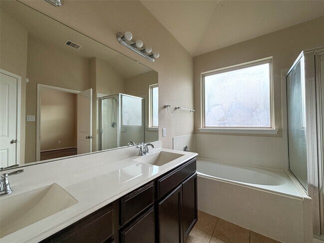 Building Photo - 3407 Daniel Falls Ln