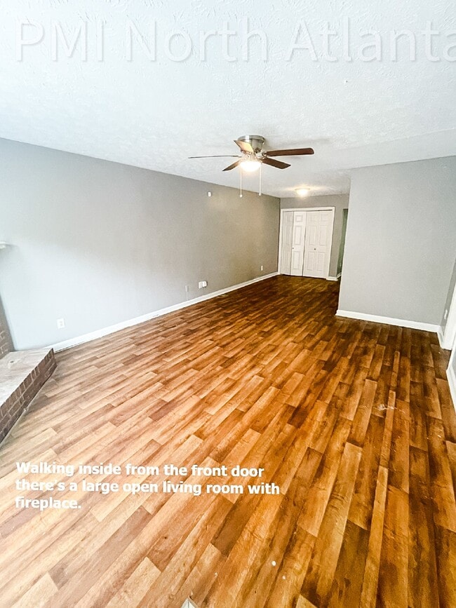 Building Photo - Pet Friendly!