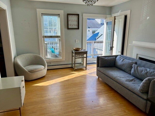 Sunny Living Room w/ Hardwood Floors - 28 Langdon St