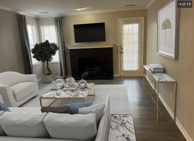 Building Photo - 601 Morning Sun Dr