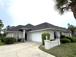 Building Photo - 10105 Duval Dr