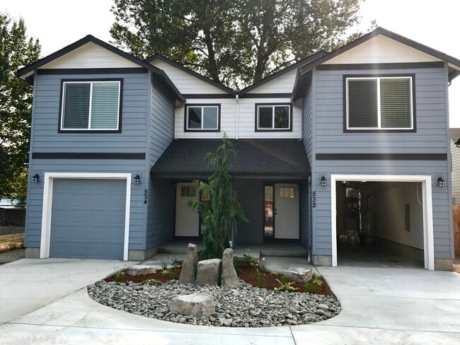 Building Photo - 534 April Court