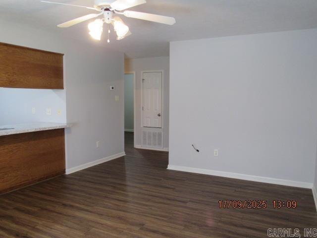 Building Photo - 1320 Pyramid Dr