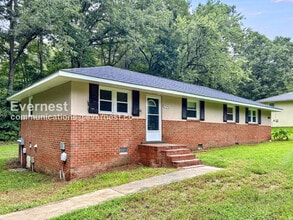 Building Photo - 12364 Mason Ave