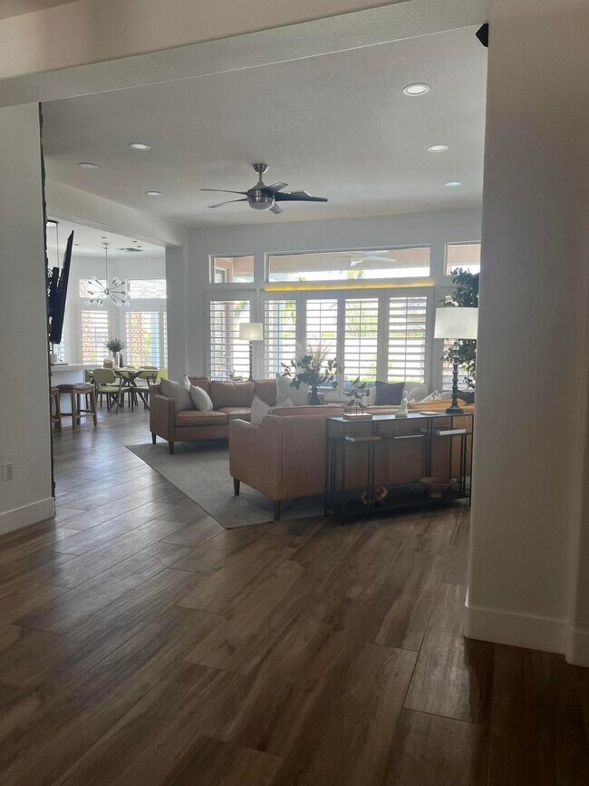 Foto del edificio - 38286 Brandywine Ave