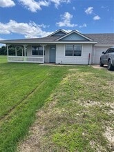Building Photo - 1053 A Highland Dr