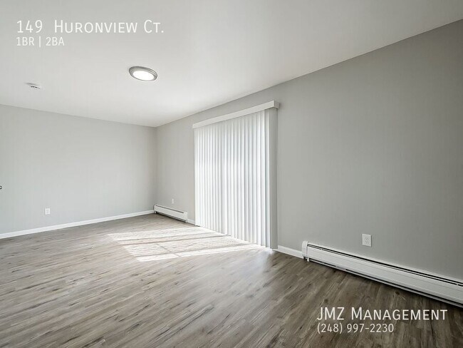 Foto del edificio - 149 Huronview Ct