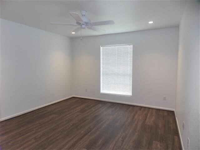Foto del edificio - 5662 Longwood St