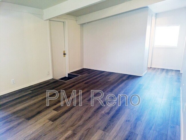 Foto del edificio - 11153 Green Mountain St