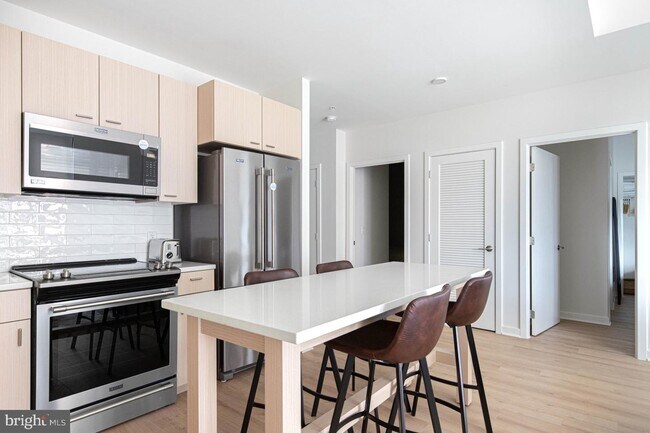 Foto del edificio - 2121 First St SW