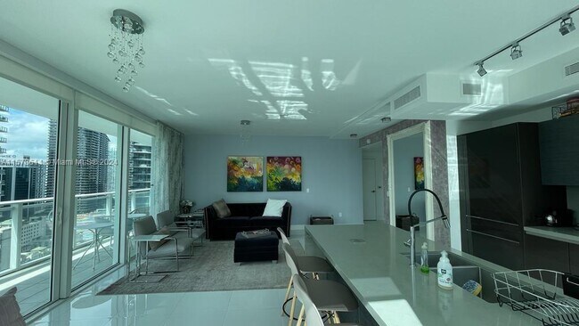 Building Photo - 1080 Brickell Ave
