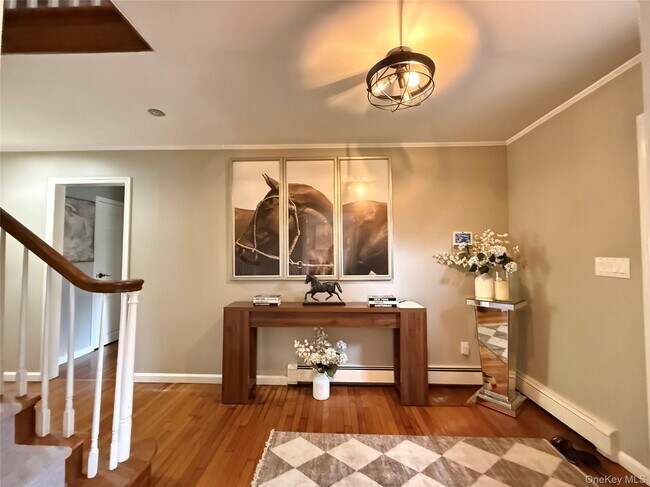 Foto del edificio - 195 Cove Rd