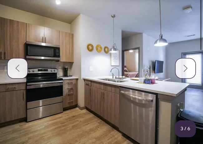 Foto del edificio - 521 Hank Aaron Dr SW